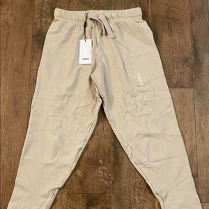 Gymshark pause joggers